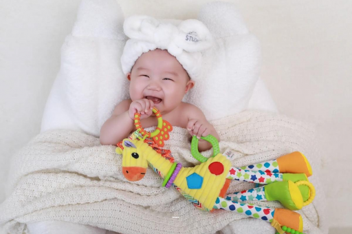 东海6岁宝宝掉头发正常吗 东海6岁宝宝掉头发正常吗